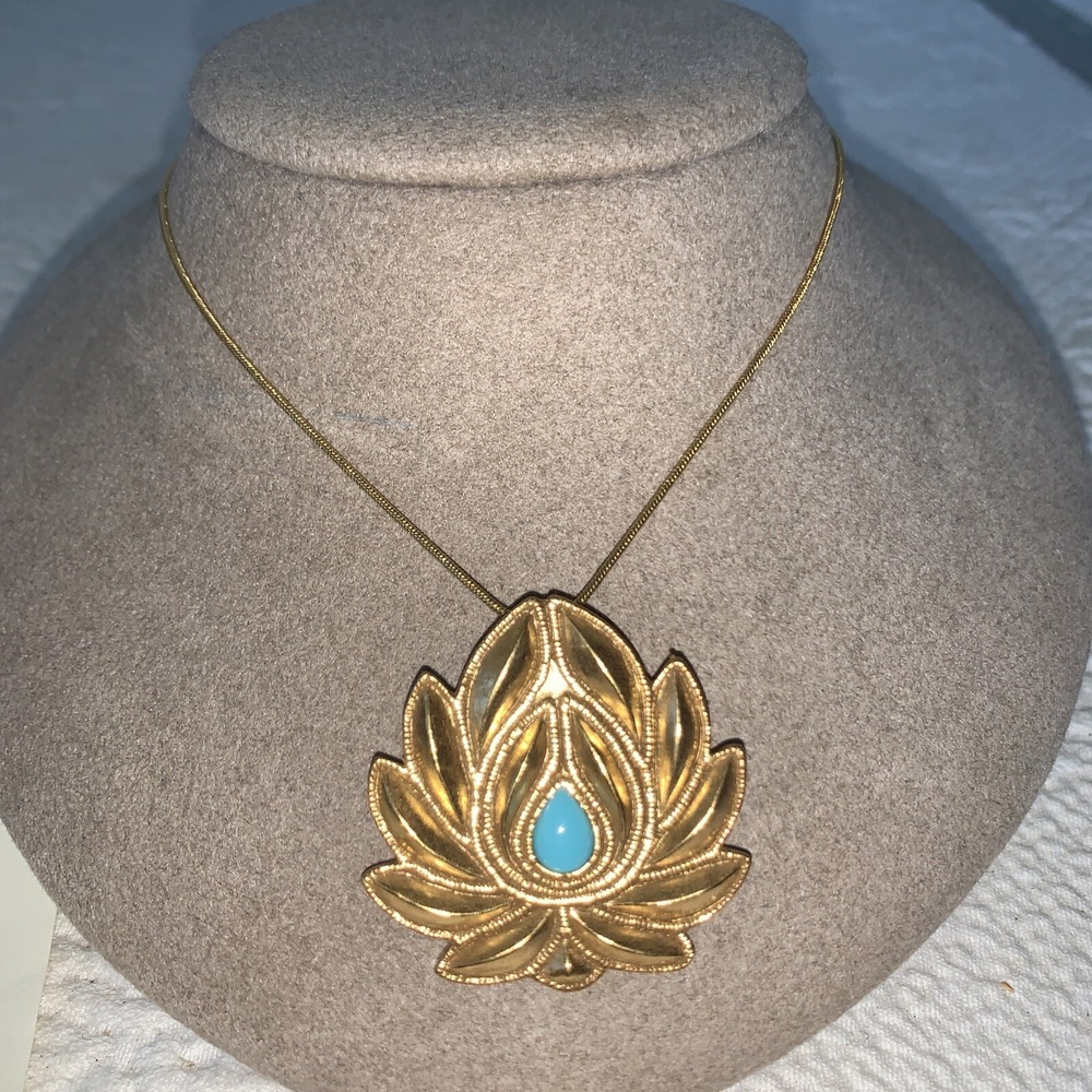 Metropolitan Museum Of Art MMA Turquoise Islamic Lotus Flower Necklace Gold Tone